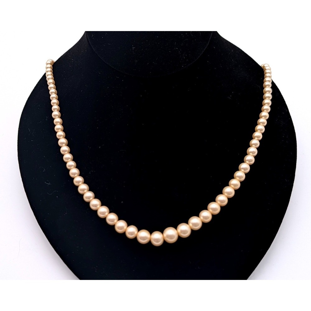 Vintage Graduated Faux Pearl Necklace Champagne Cream Filigree Box Clasp 23 In